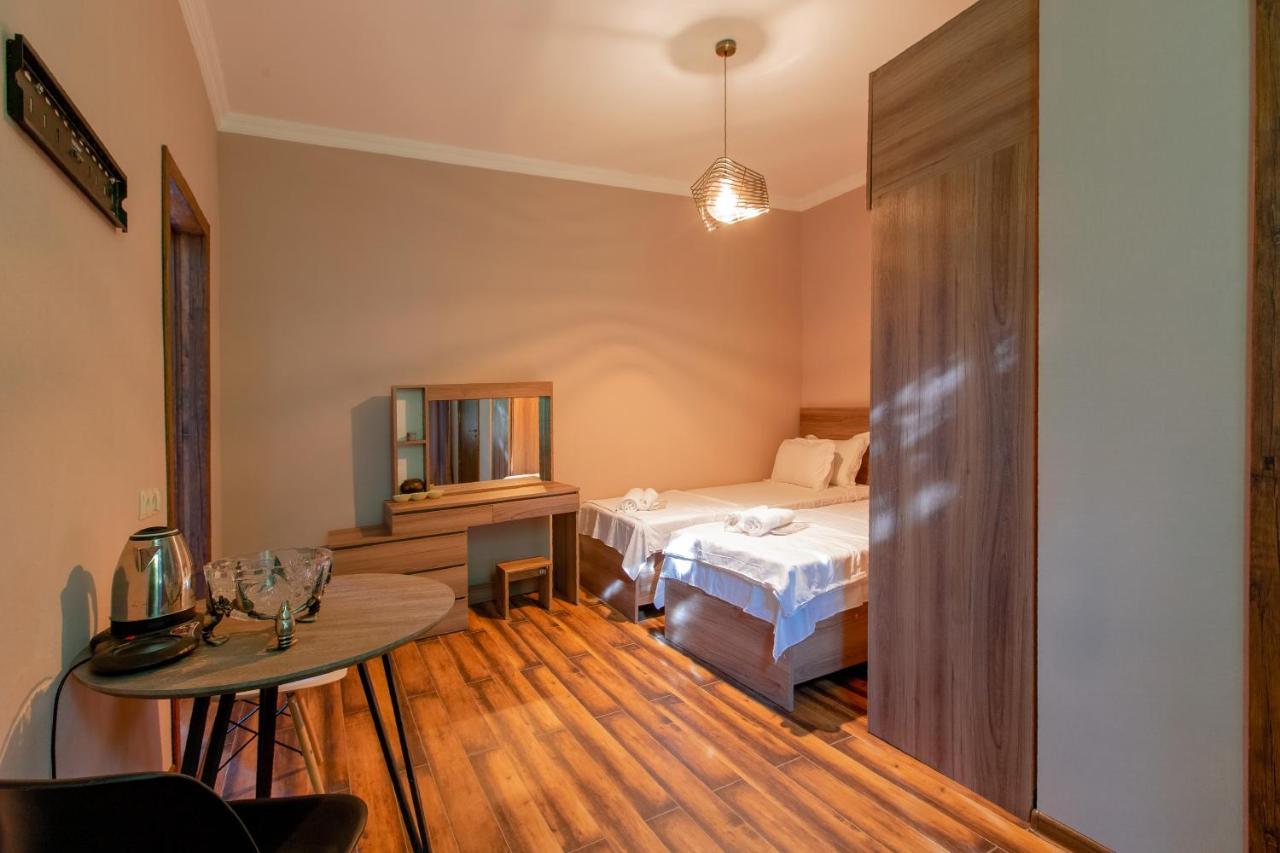 4 Rooms Signagi Exterior foto